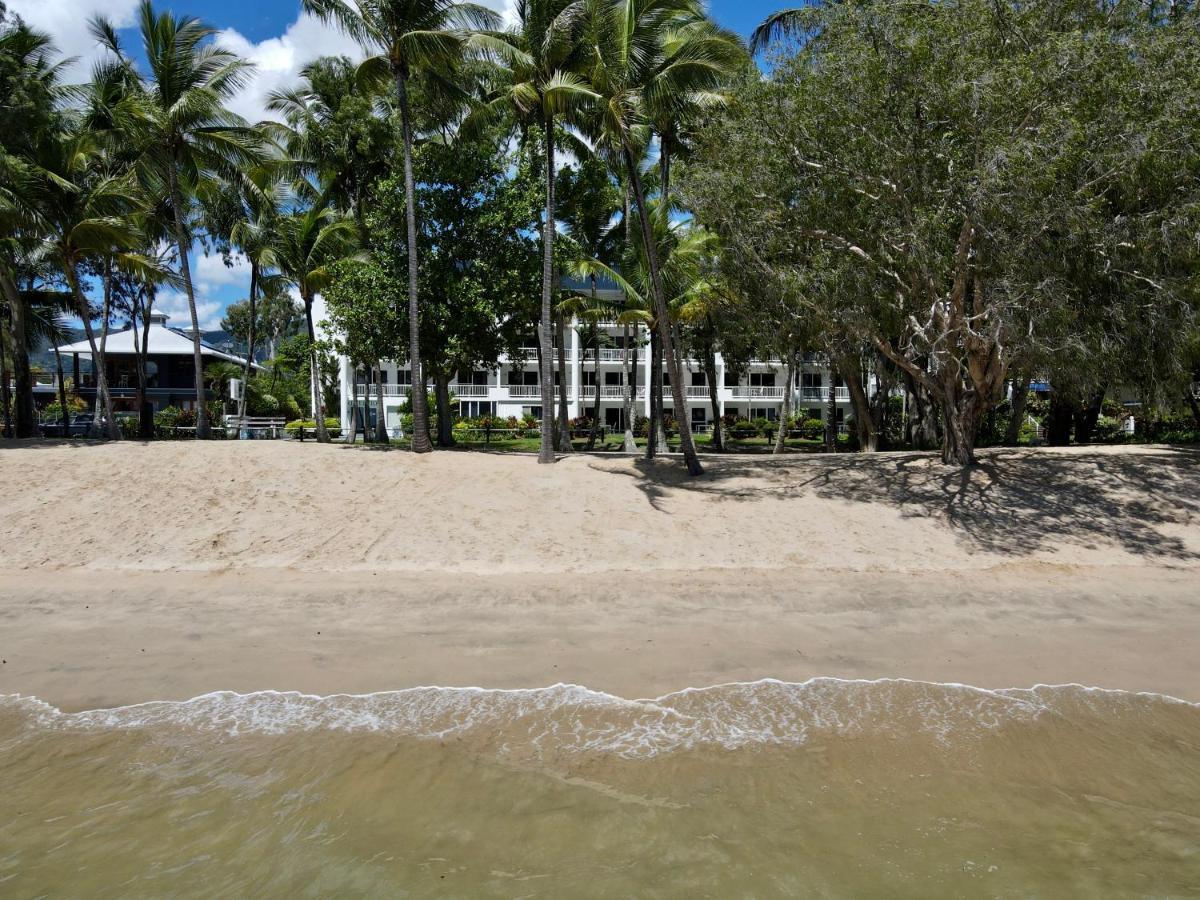 Agincourt Beachfront Apartments Clifton Beach Exterior photo